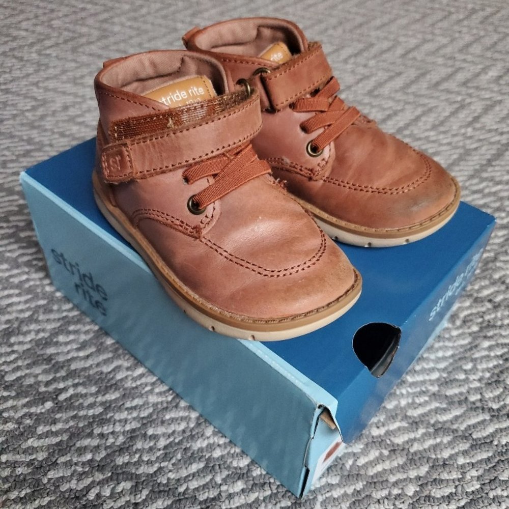 Stride Rite Quinn Ankle Boot US 6
